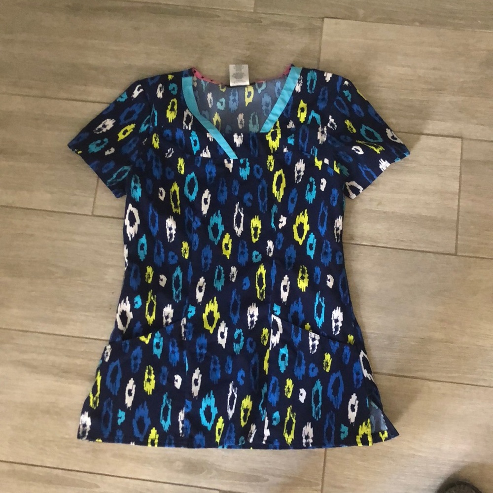 Scrub top!